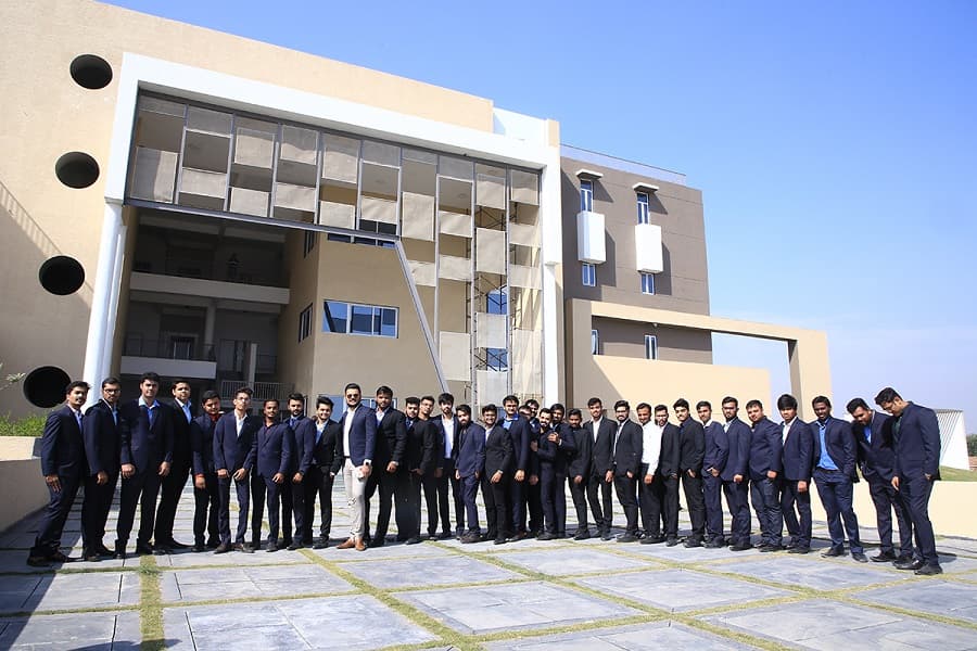 Narayana Business School Ahmedabad Student Group Photos photo 1